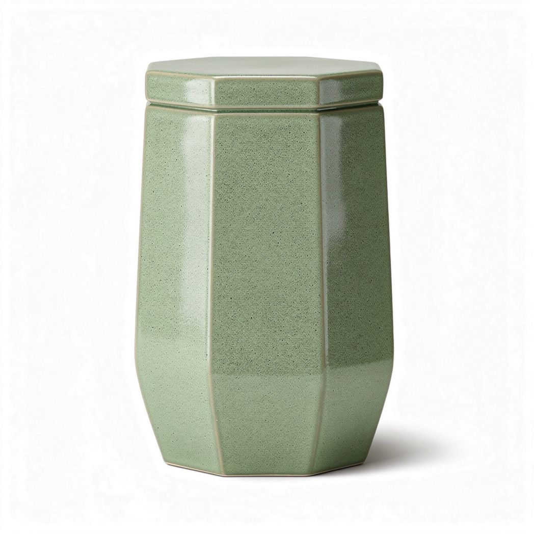 Pojemnik ceramiczny o heksagonalnym kształcie w kolorze zielonym 10 x 10 x 20cm